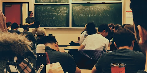 Why Us College Essay Examples and Writing Strategies